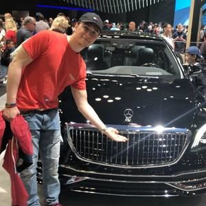 Meet your Posher, Christopher